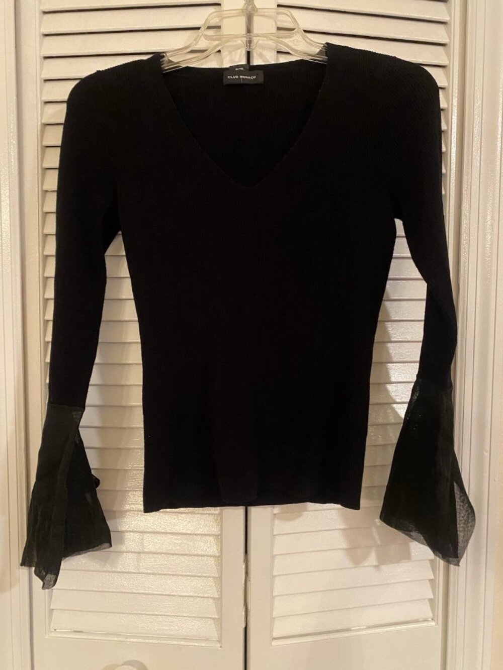 Club Monaco Sweater Womens Large Knit V-Neck Black Long Sleeve Pullover Top